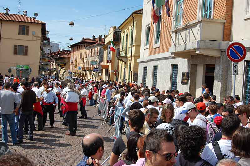 In coda alla partenza